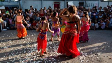 Il mercato delle spose vergini: l'evento più atteso dai rom