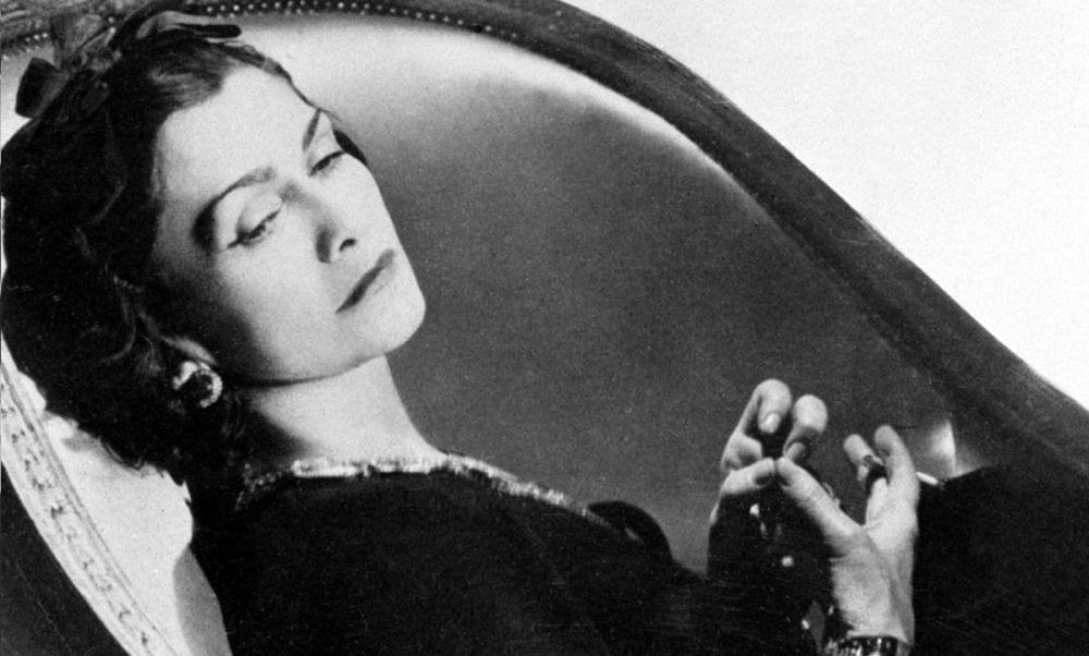 Coco Chanel: tanti auguri alla diva che rivoluzionò il mondo femminile