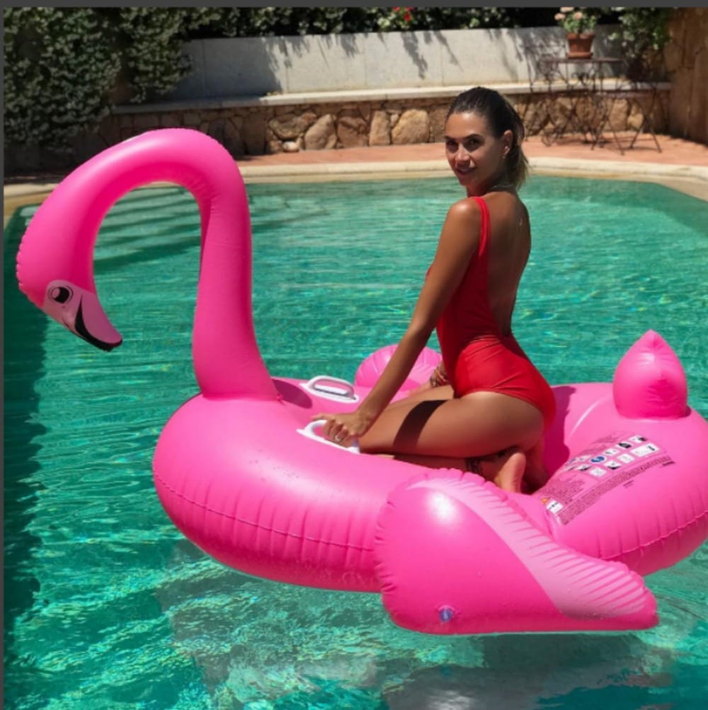 Melissa Satta e i selfie sexy delle sue vacanze [FOTO]