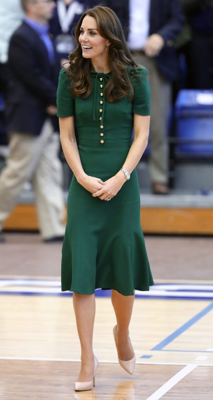 Dolce & Gabbana ha messo in vendita l'abito indossato da Kate Middleton