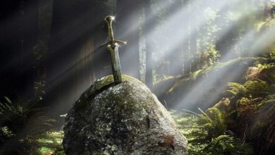 Bambina trova unʼantica spada: rivive la leggenda di Excalibur [FOTO]