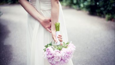 Nozze finite in tragedia: la morte shock della sposa durante il lancio del bouquet
