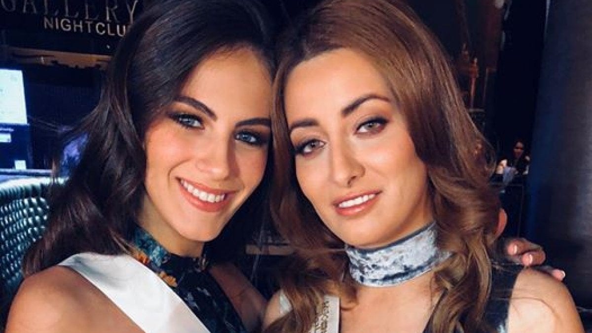 Un selfie per la pace, l'incubo di Miss Iraq e della sua famiglia