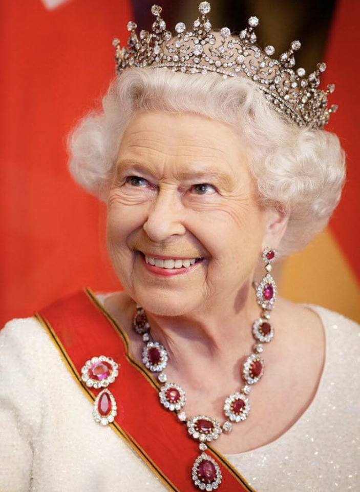 La Regina Elisabetta II non è il sovrano più ricco d'europa: ecco la classifica