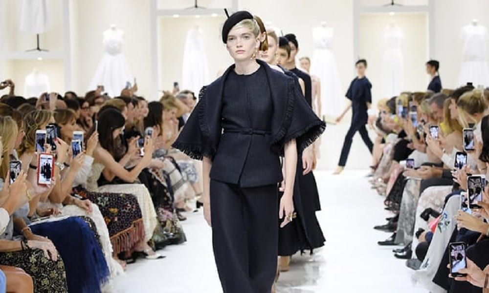 Capelli corti, idee per l'estate dalla sfilata Dior Haute Couture [FOTOGALLERY]