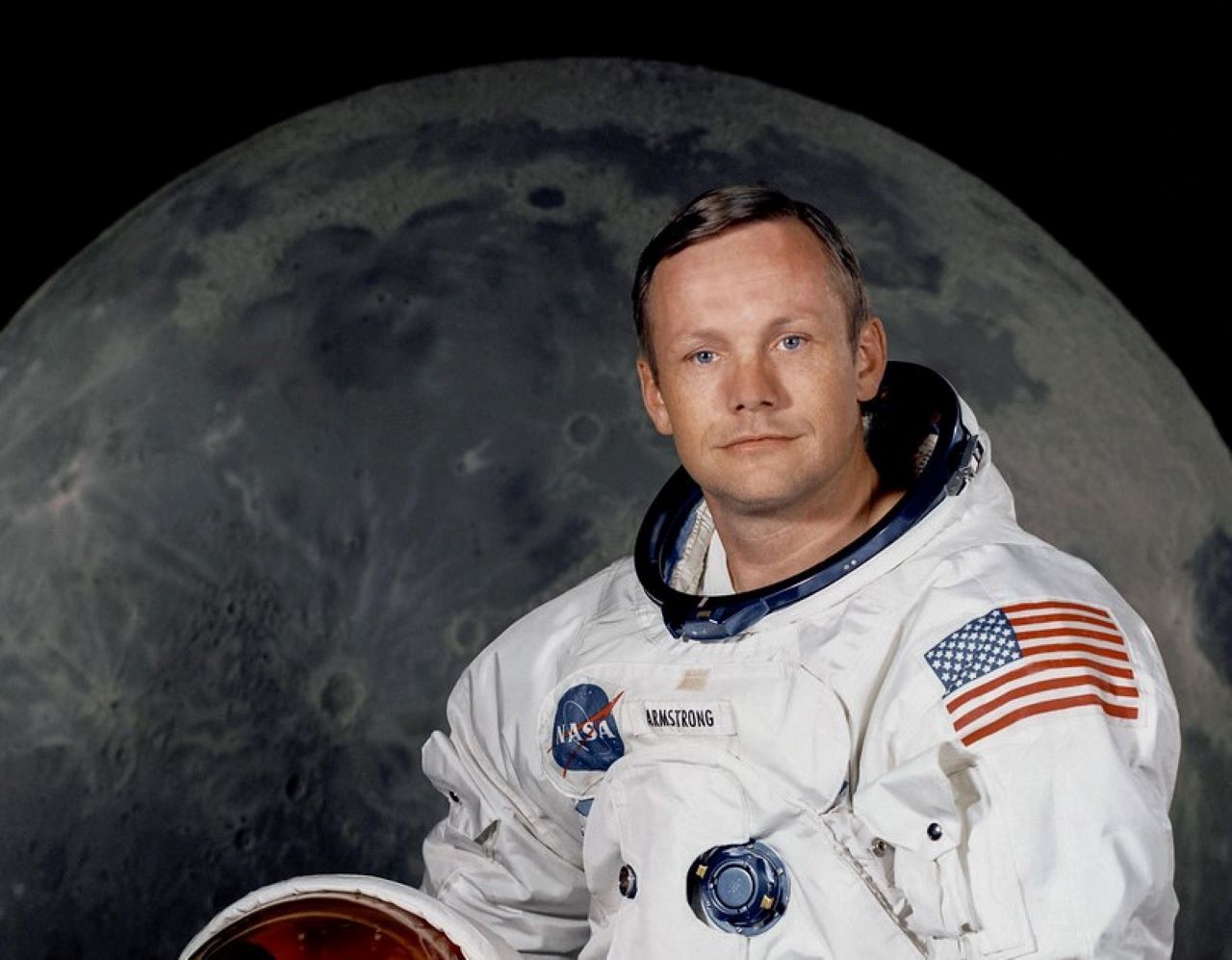 Armstrong Neil Luna