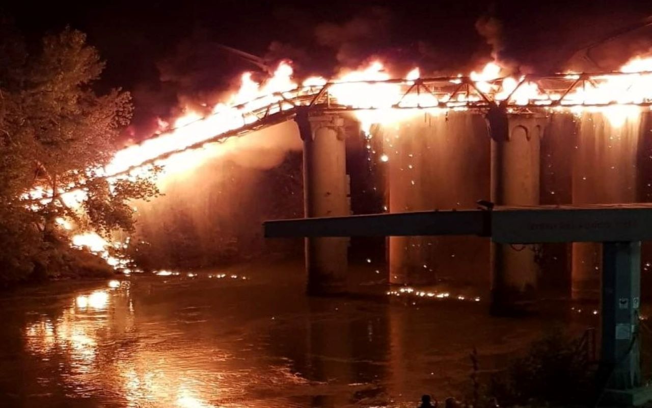 Ponte Ferro Roma Incendio