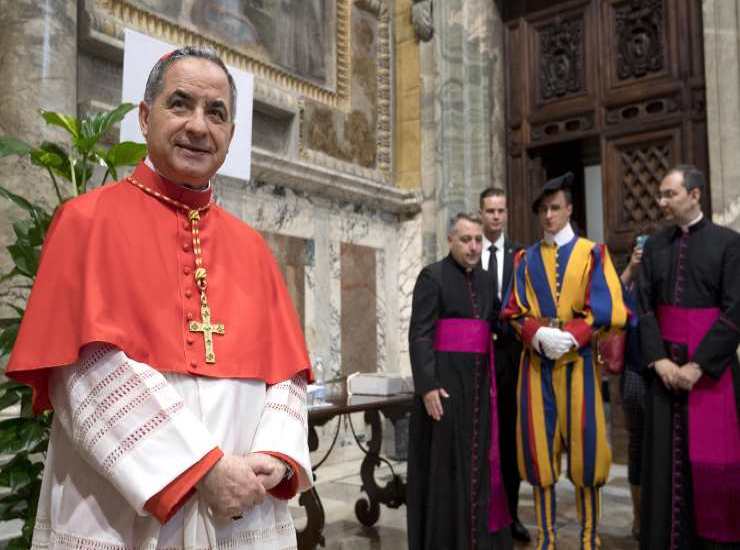 cardinale becciu udienza papa francesco velvetmag.it