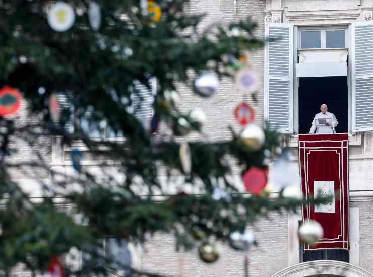 Papa Francesco in occasione dell'Angelus per l'Immacolata