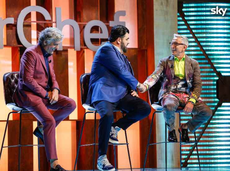 Giorgio Locatelli, Antonino Cannavacciuolo e Bruno Barbieri ai live cooking di MasterChef Italia (Sky Courtesy Press Office)