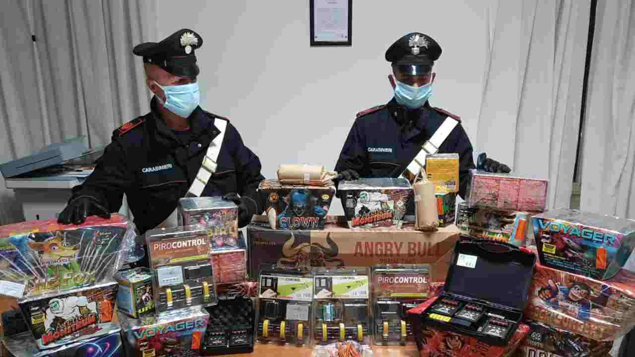 Operazioni dei carabinieri con sequestro botti illegali