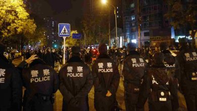 Proteste in Cina contro la strategia 'zero Covid' sono scoppiate in varie città tra cui Pechino e Shanghai