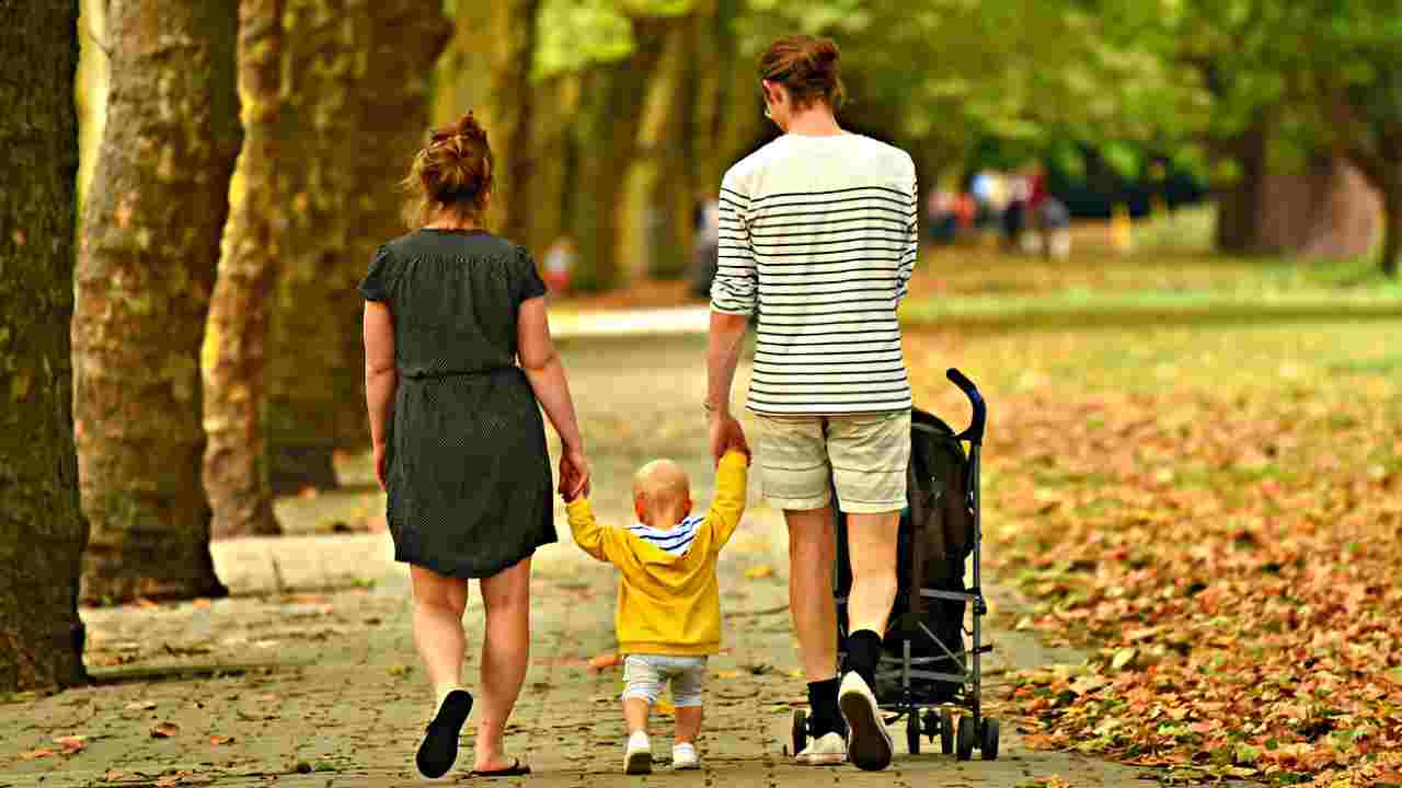Aumentano le famiglie con genitori dello stesso sesso e la Commissione Ue intende normare la situazione per dare uniformità ai diritti in ciascuno Stato membro