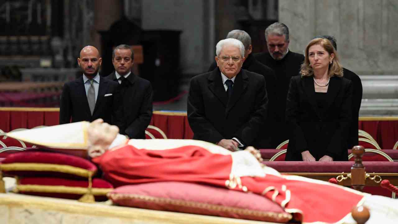 papa benedetto san pietro mattarella