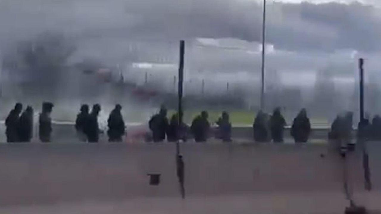 scontri tifosi roma napoli autostrada