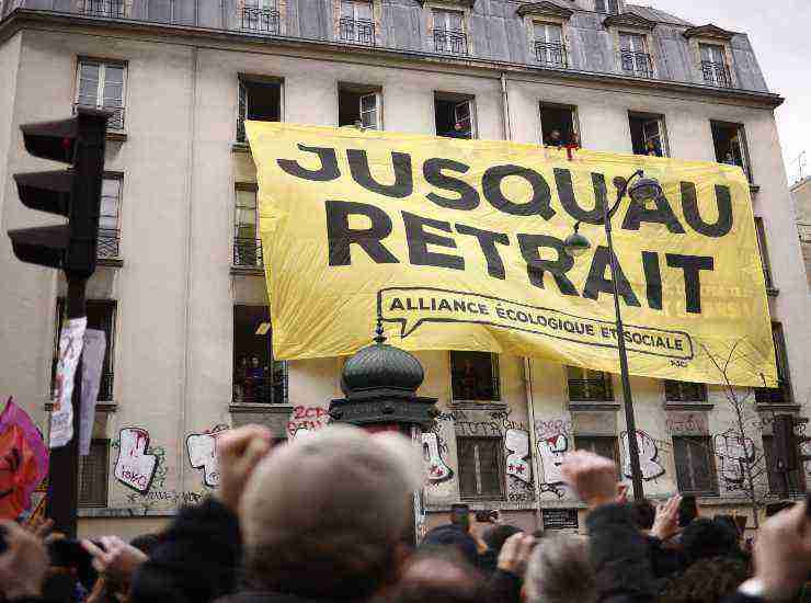 riforma pensioni corteo parigi 23 marzo