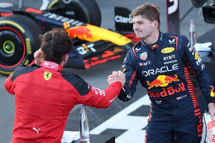 Max Verstappen e Charles Leclerc