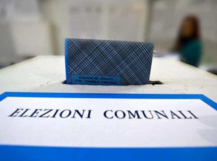 elezioni comunali urne volto candidati