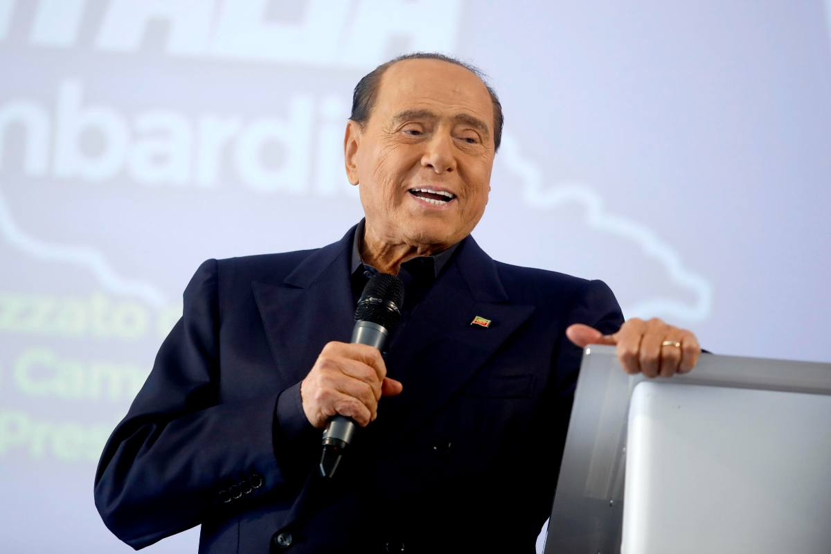 Silvio Berlusconi programmazione Canale 5