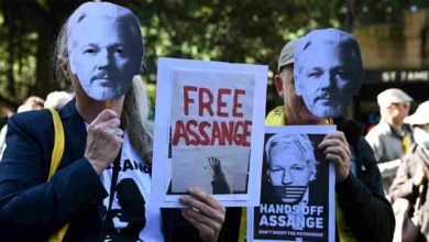 julian assange manifestazione