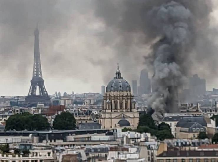 parigi gas esplosione incendio centro città