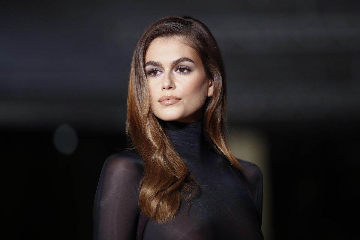 Kaia Gerber biondo caramello