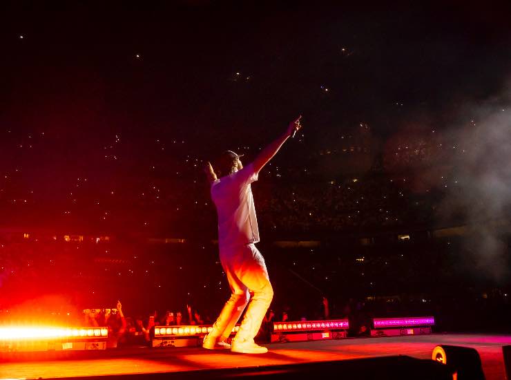 Pinguini Tattici Nucleari live