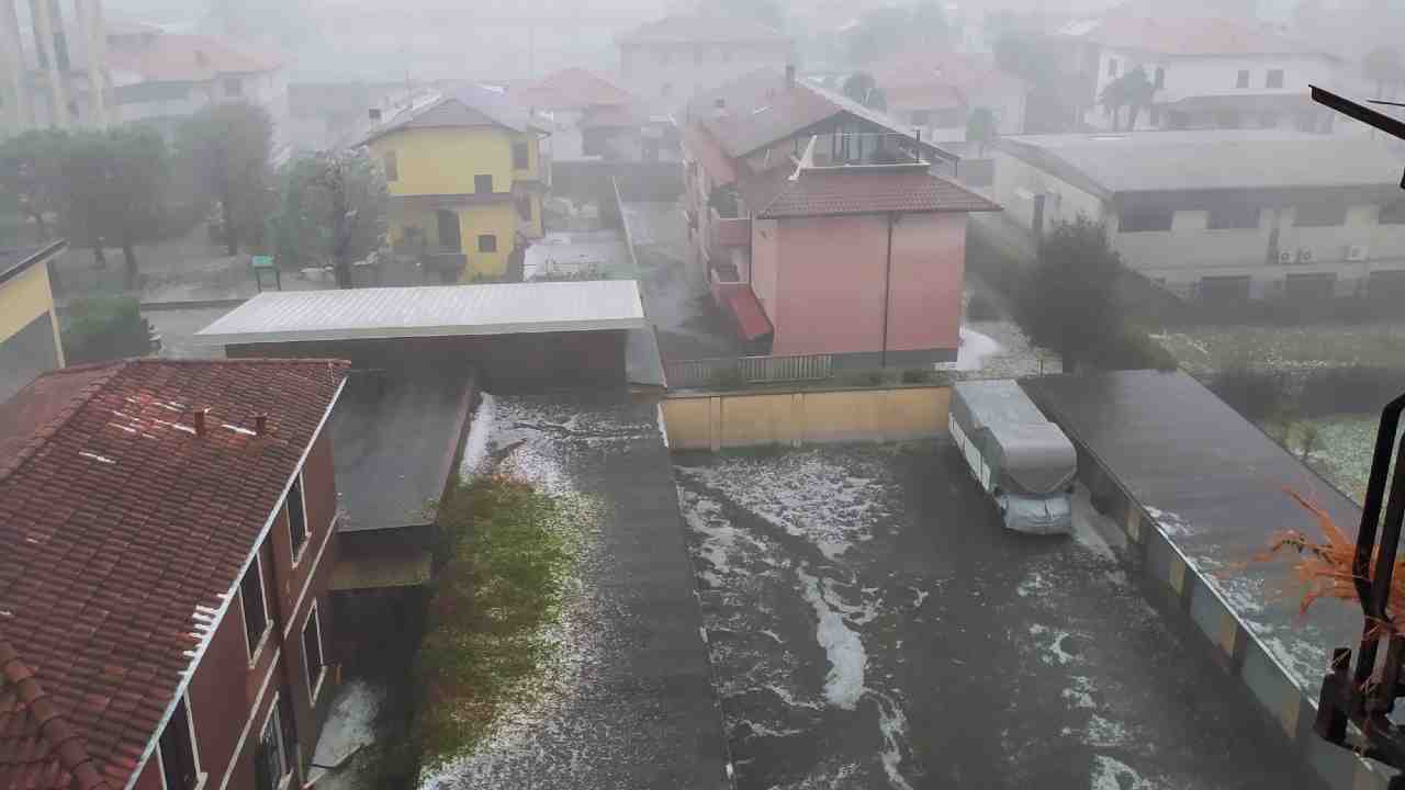 tempesta vento milano cambiamenti climatici