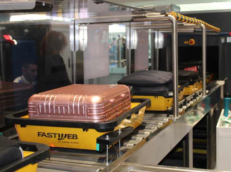 bagagli valigie aerei roma