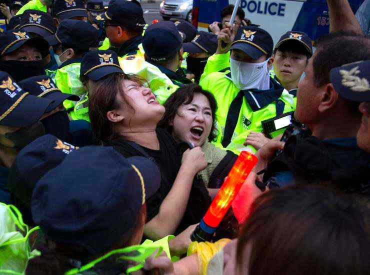 fukushima acqua giappone sversamento mare proteste seul corea