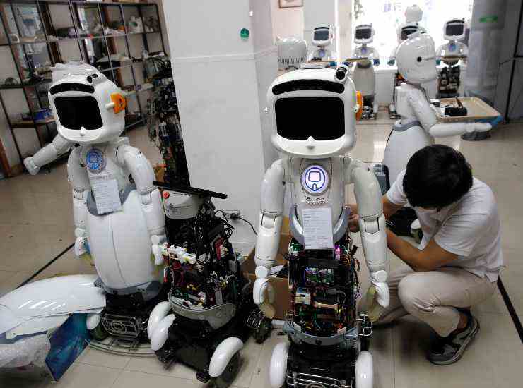 robot intelligenza artificiale thailandia