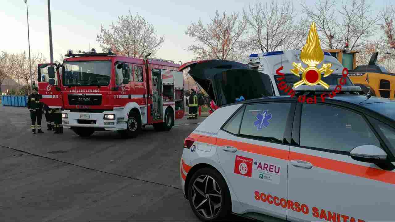 vigili fuoco ambulanza incidente lavoro
