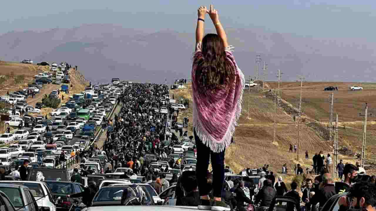 iran donne proteste repressione
