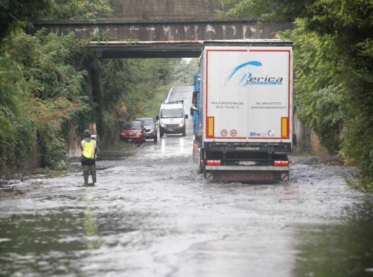 maltempo pioggia inondazioni