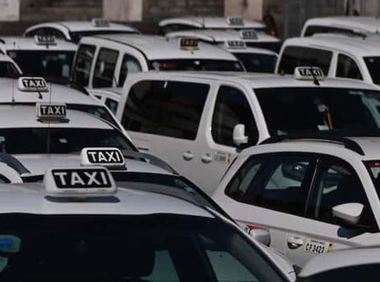licenze taxi sciopero italia