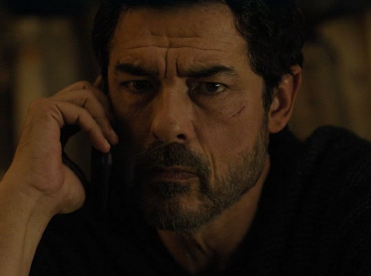 I Bastardi di Pizzofalcone 4, Marinella in pericolo