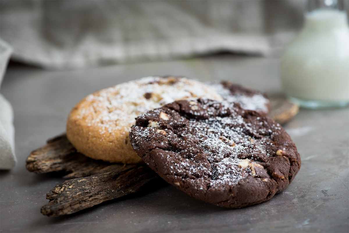 Biscotti nocciola e cioccolato