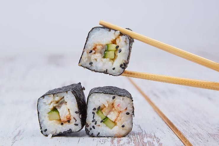 Roll di sushi