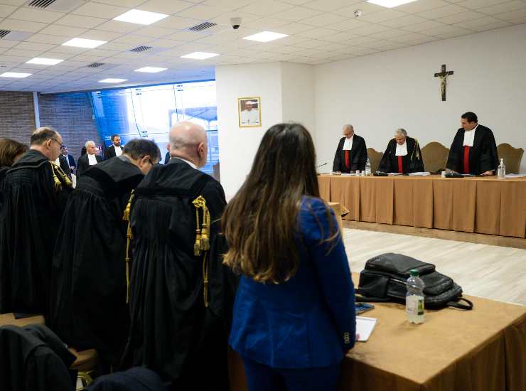 cardinale becciu vaticano condanna tribunale