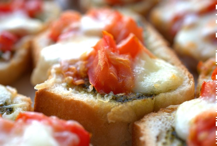 Bruschette con pancetta e crema di zucca