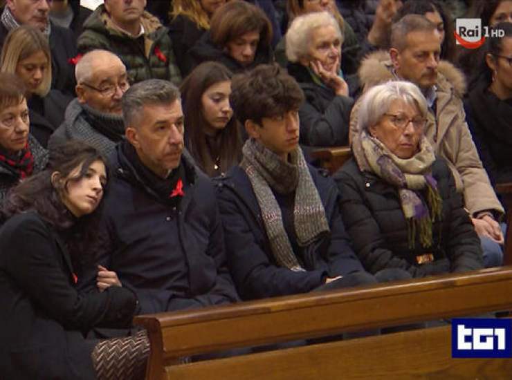 giulia cecchettiin funerali familiari chiesa