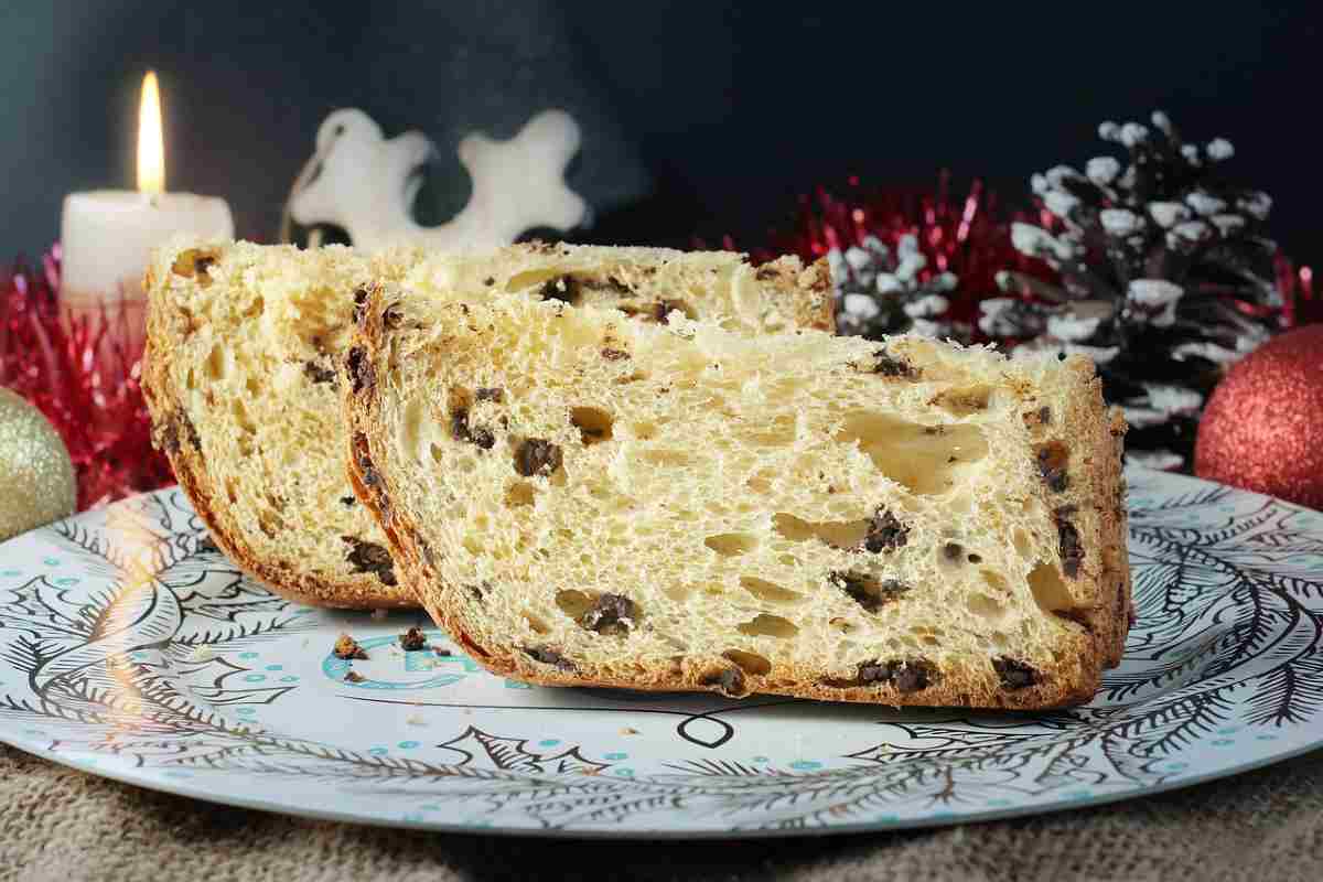 Panettone tagliato a fette