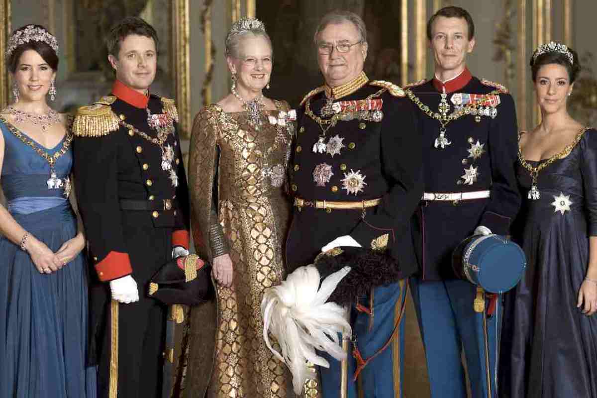 regina Margrethe di Danimarca e i figli