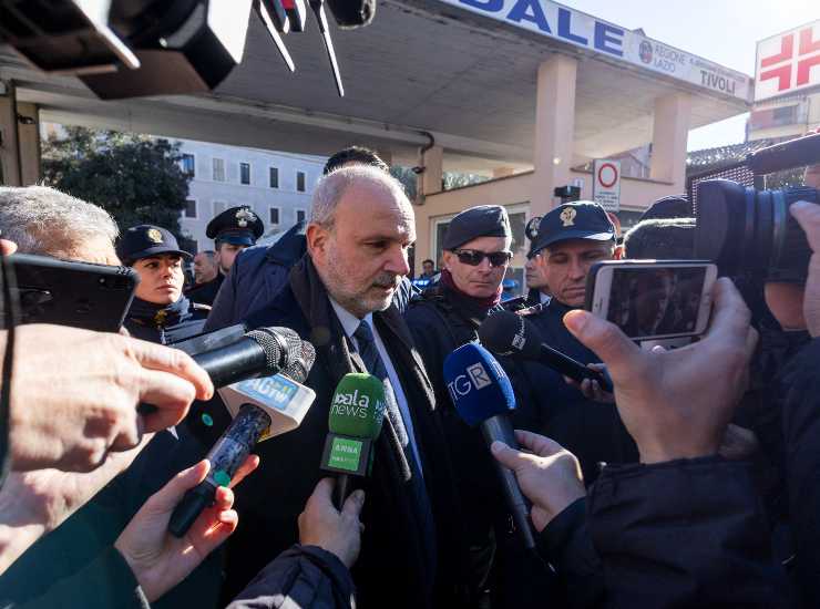 ministro schillaci tivoli ospedale incendiato