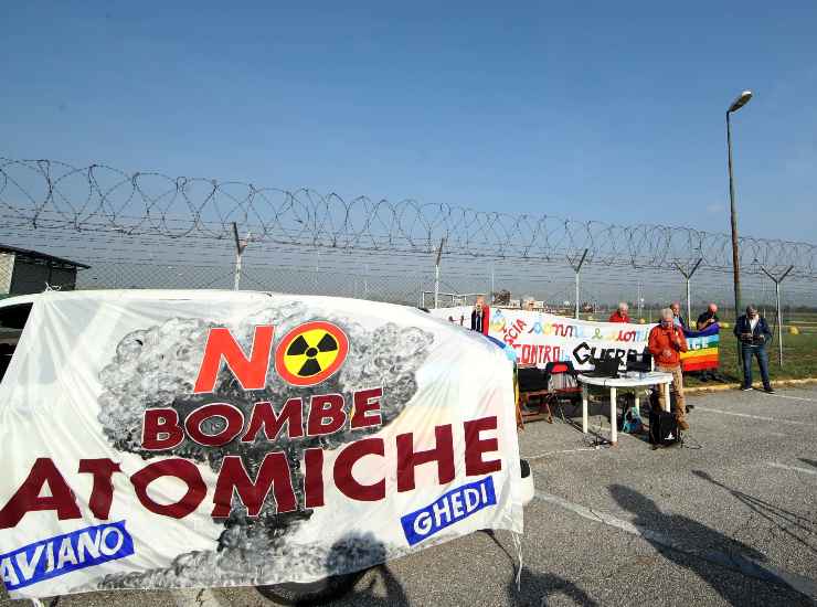 proteste armi atomiche base nucleare italia