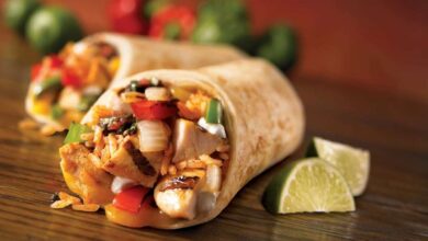 Burrito Tex-Mex con pollo e verdure