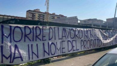 cantiere crollo firenze striscione tifosi fiorentina