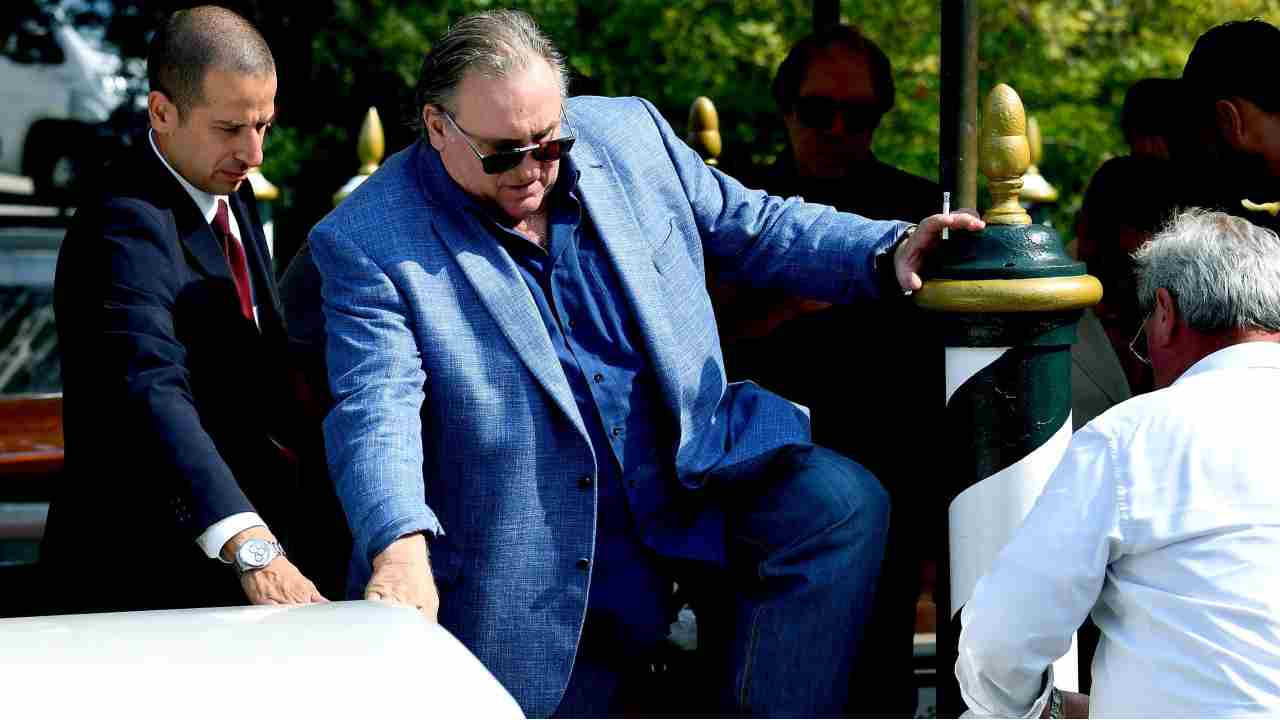 Depardieu fermato dalla polizia per accuse di violenza sessuale