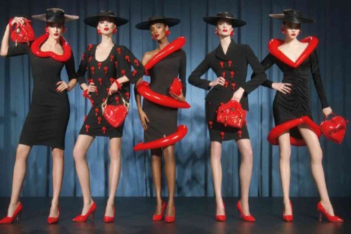 Franco Moschino, la mostra che celebra il grande designer