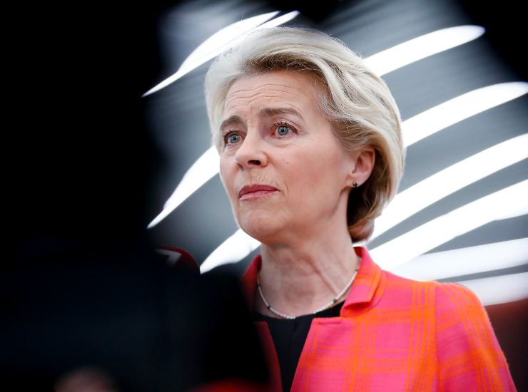 Presidente Commissione Ue Leyen Draghi